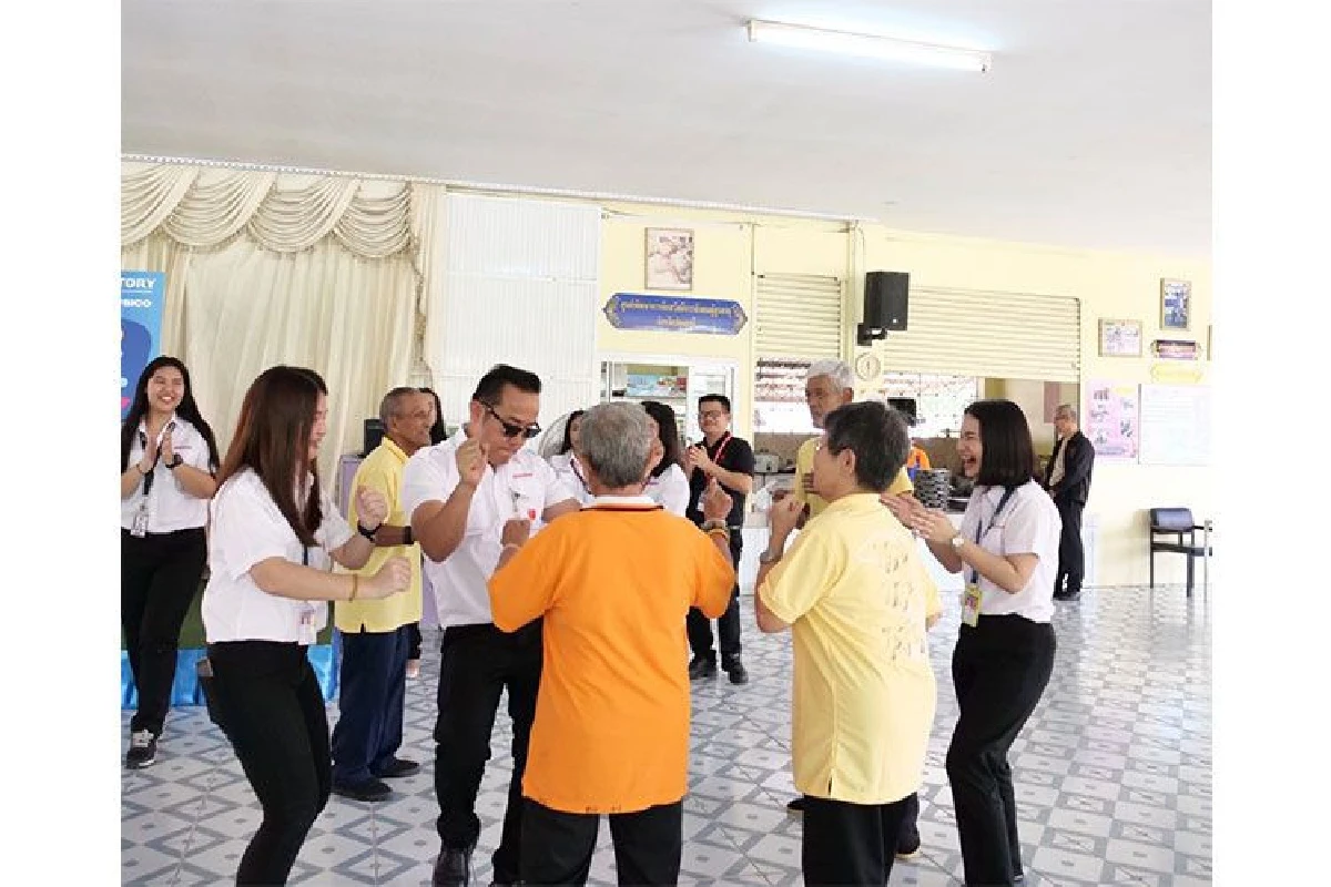 สายการบินไทย ไลอ้อน แอร์ จิตอาสาทาดีเพื่อสังคม ร่วมเลี้ยงอาหารกลางวันให้แก่ผู้สูงอายุ