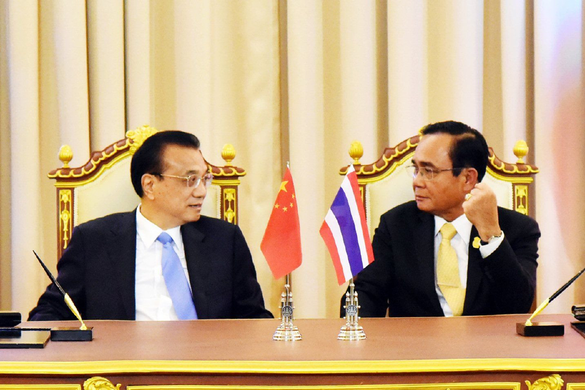 ไทยเตรียมถกคณะกรรมการรถไฟไทย-จีน เร่งสรุปเงื่อนไขสัญญาเร็วที่สุด ไทยเตรียมถกคณะกรรมการรถไฟไทย-จีน เร่งสรุปเงื่อนไขสัญญาเร็วที่สุด