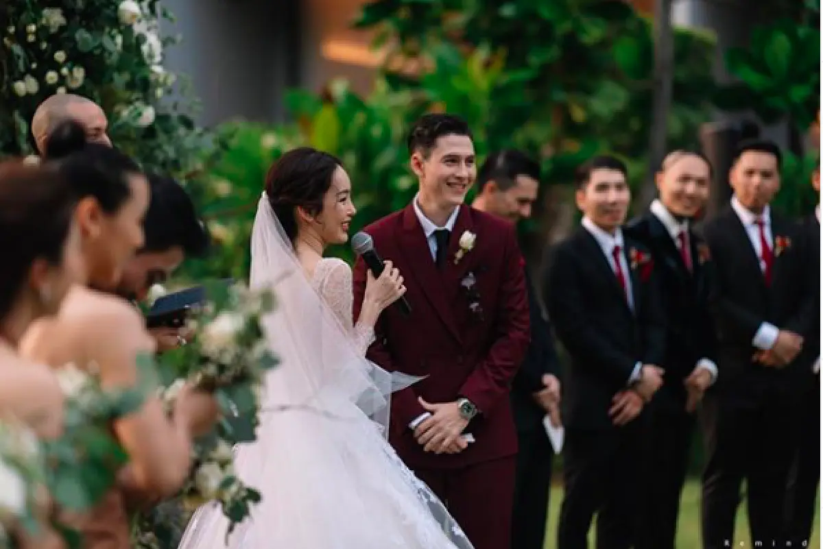 “กวินท์-ปุ้มปุ้ย” ควงคู่เข้าสู่ประตูวิวาห์ ท่ามกลางบรรยากาศสุดโรแมนติกที่พัทยา