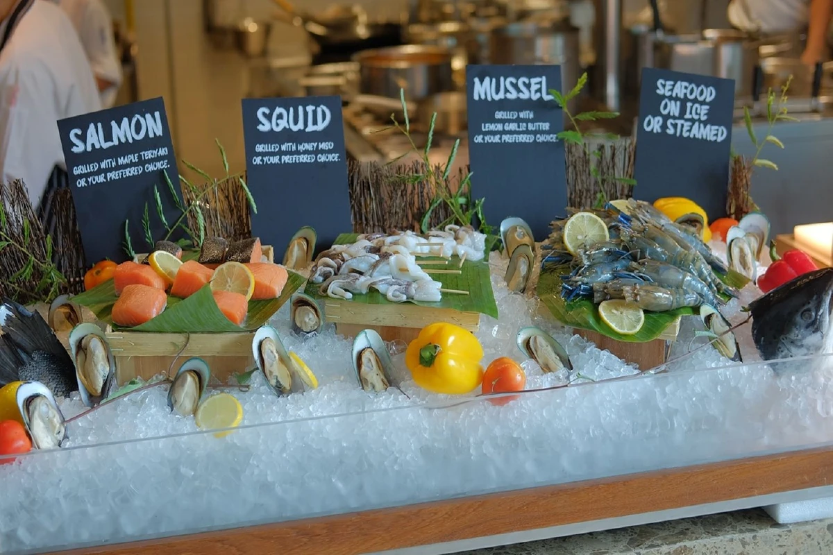 กินบุฟเฟ่ต์มื้อสายวันอาทิตย์แบบไม่ธรรมดา ที่ 'ดิ โอเอซิส'