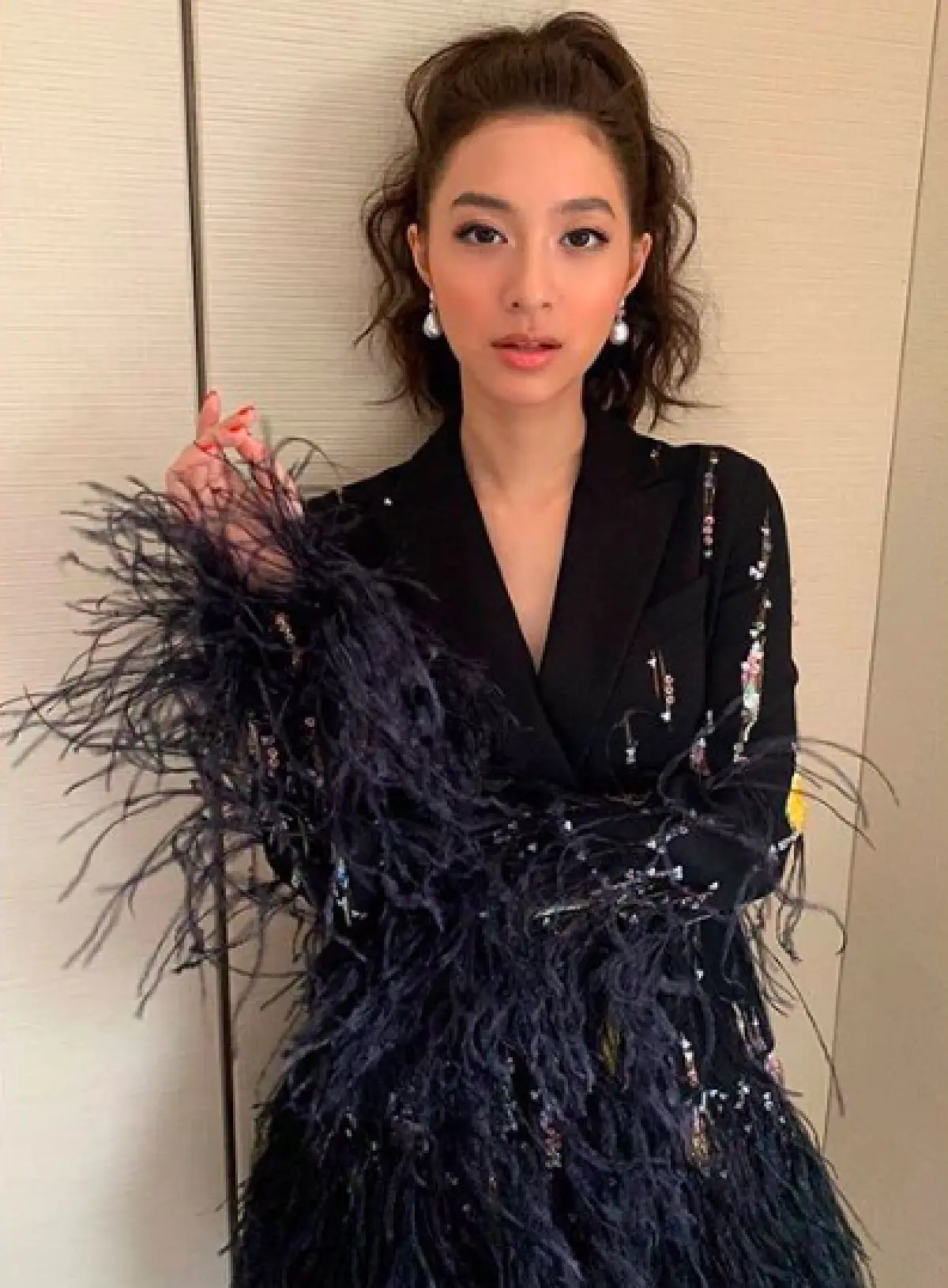 “มิว นิษฐา” อวดความน่ารัก “เลย์  EXO" ในงานปาร์ตี้แฟชั่นโชว์ พร้อมอัดคลิปมาฝากเหล่า EXO-L