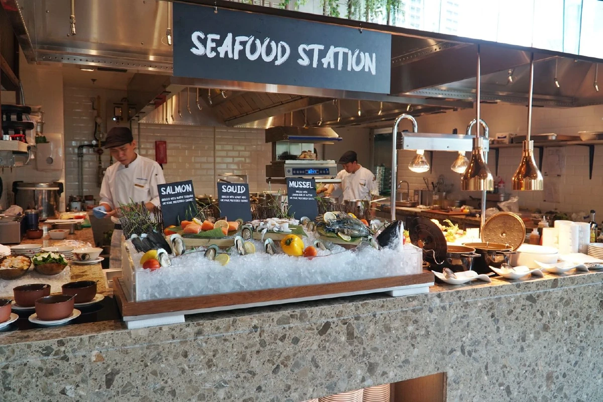 กินบุฟเฟ่ต์มื้อสายวันอาทิตย์แบบไม่ธรรมดา ที่ 'ดิ โอเอซิส'