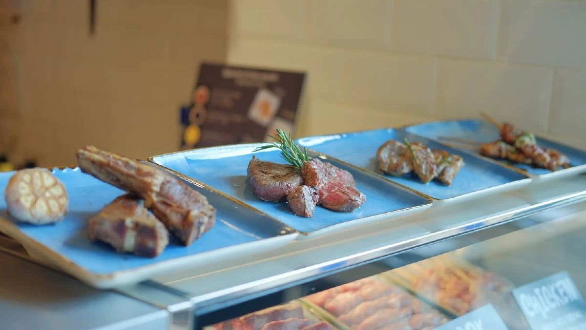 กินบุฟเฟ่ต์มื้อสายวันอาทิตย์แบบไม่ธรรมดา ที่ 'ดิ โอเอซิส'