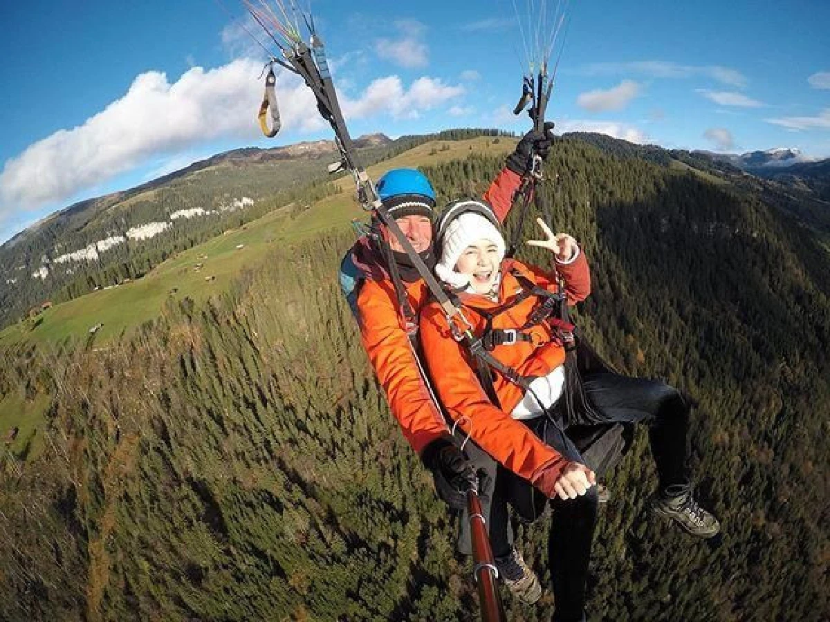 หุ่นแซ่บไร้ที่ติ! พลอย ชิดจันทร์ คุณแม่ลูกสี่นุ่งบิกินี่ท้าลมหนาวที่สวิตเซอร์แลนด์