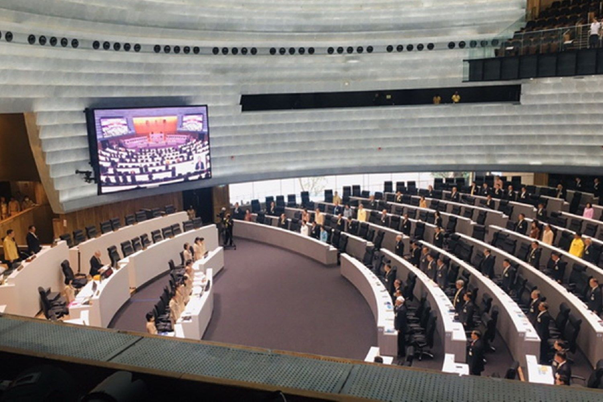 2 ส.ว.ใหม่ร่วมประชุมวุฒิสภาครั้งแรกพร้อมปฎิญาณตนก่อนเข้าปฎิบัติหน้าที่ 2 ส.ว.ใหม่ร่วมประชุมวุฒิสภาครั้งแรกพร้อมปฎิญาณตนก่อนเข้าปฎิบัติหน้าที่