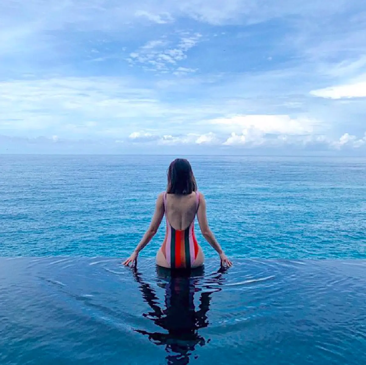 พักข่าวเม้าท์..มาชมสิ่งที่น่าสนใจ "จันจิ" อวดความแซ่บ โชว์บั้นท้ายสุดเฟิร์ม