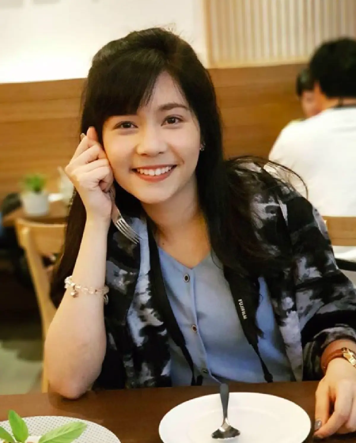 ส่องภาพวันชิลๆ ของ “บิ๊นท์ สิรีธร” สาวไทยคนแรกในรอบ 59 ปี ที่คว้ามงกุฎ “มิสอินเตอร์ฯ 2019” มาได้