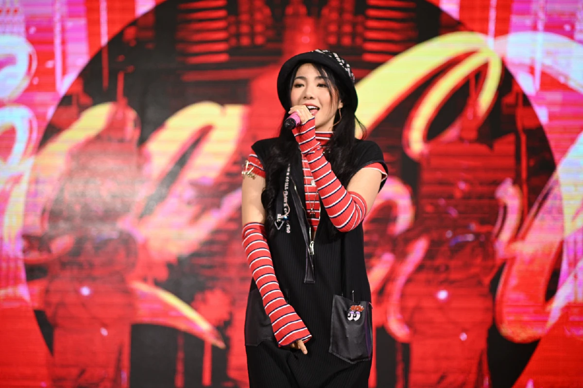 ฟรีคอนเสิร์ตครั้งยิ่งใหญ่ใจกลางกรุง 'โค้ก-หาดทิพย์' ฉลอง 5 ทศวรรษจัดใหญ่ยกทะเลมาไว้หน้าเซ็นทรัลเวิลด์