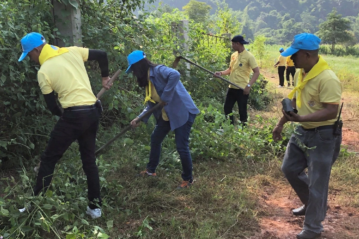 หัวหินปลูกต้นมะขามเปรี้ยวเสริมแนวกั้นแก้ปัญหาช้างป่ารุกพื้นที่ชุมชน