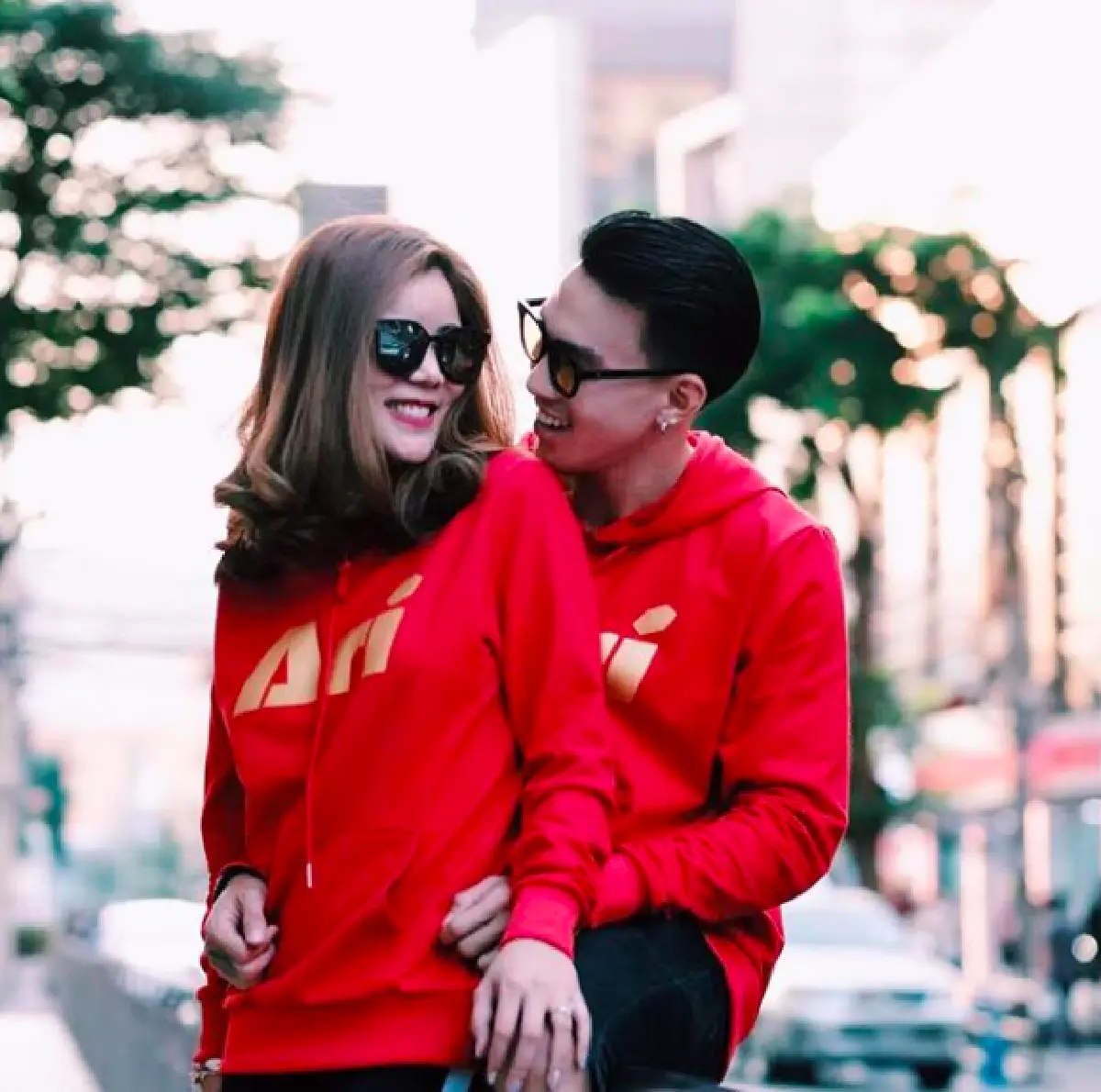 หวานหนักมาก “ลีซอ" กับแฟนสาวนอกวงการ "เฟี๊ยต” หลังดูใจกันมากว่า 5 ปี