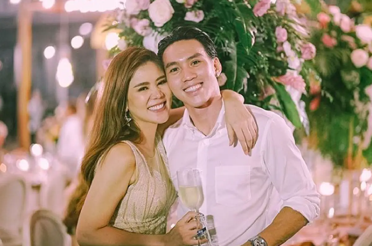 หวานหนักมาก “ลีซอ" กับแฟนสาวนอกวงการ "เฟี๊ยต” หลังดูใจกันมากว่า 5 ปี