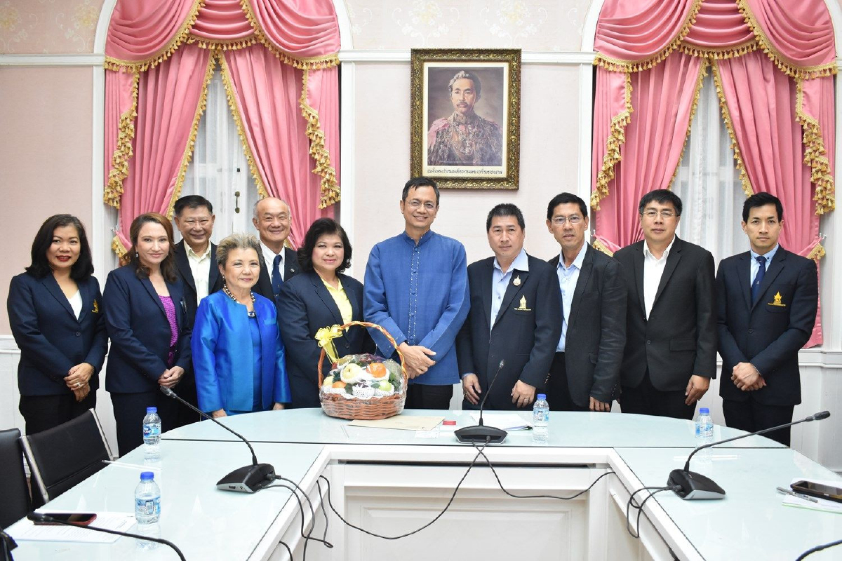 สมาคมโรงแรมไทยบุกหารือมหาดไทยแก้ปัญหาที่พักประเภท AirBNB สมาคมโรงแรมไทยบุกหารือมหาดไทยแก้ปัญหาที่พักประเภท AirBNB