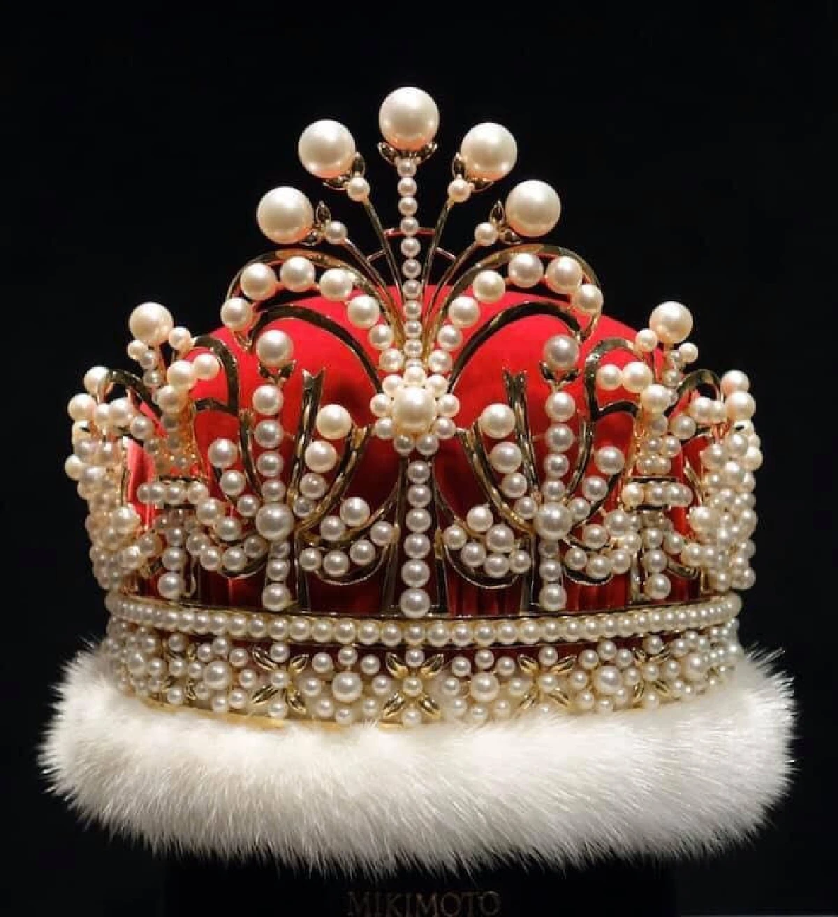 เปิดราคามงกุฎ “บิ๊นท์ สิรีธร” Miss International 2019