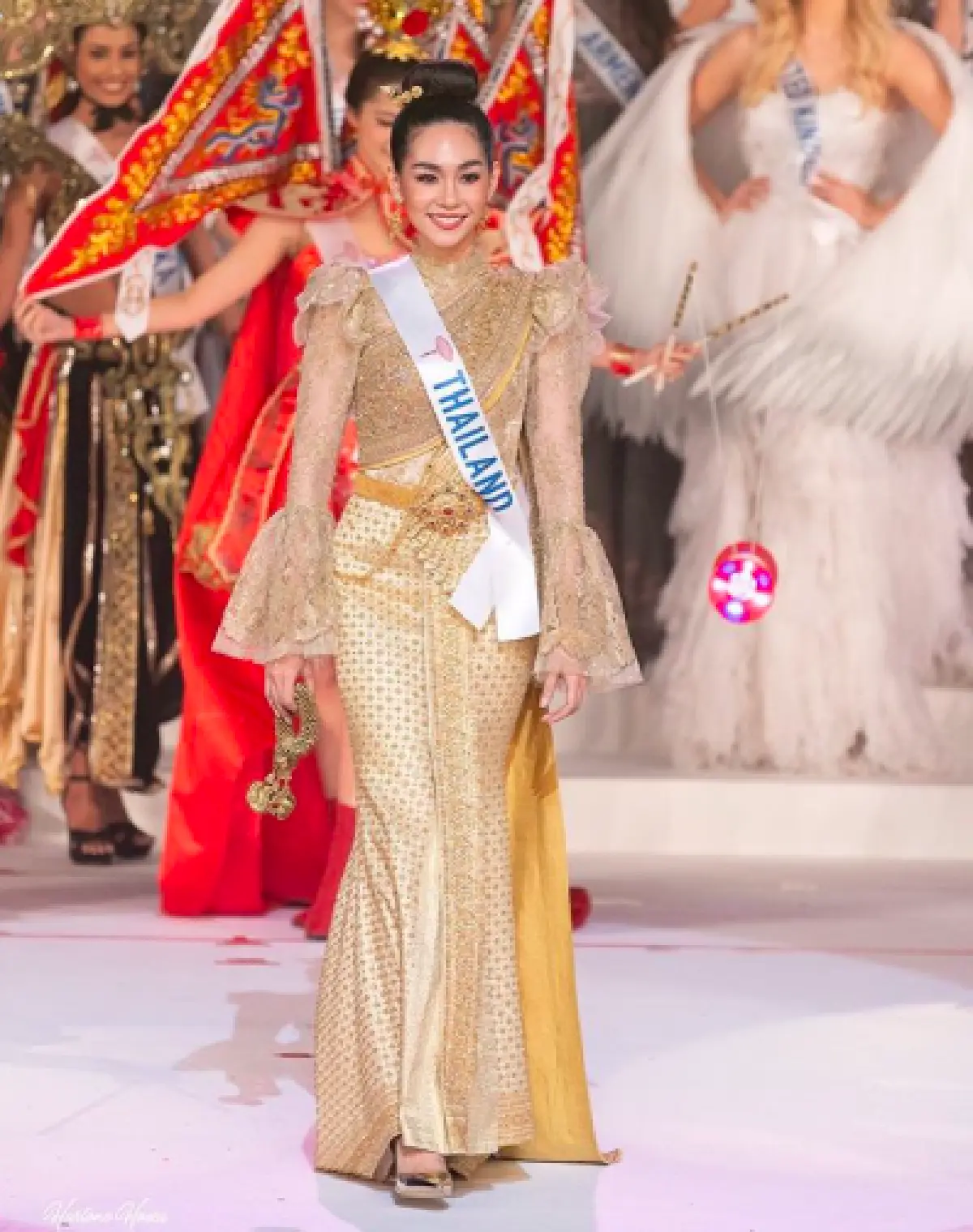 เปิดราคามงกุฎ “บิ๊นท์ สิรีธร” Miss International 2019