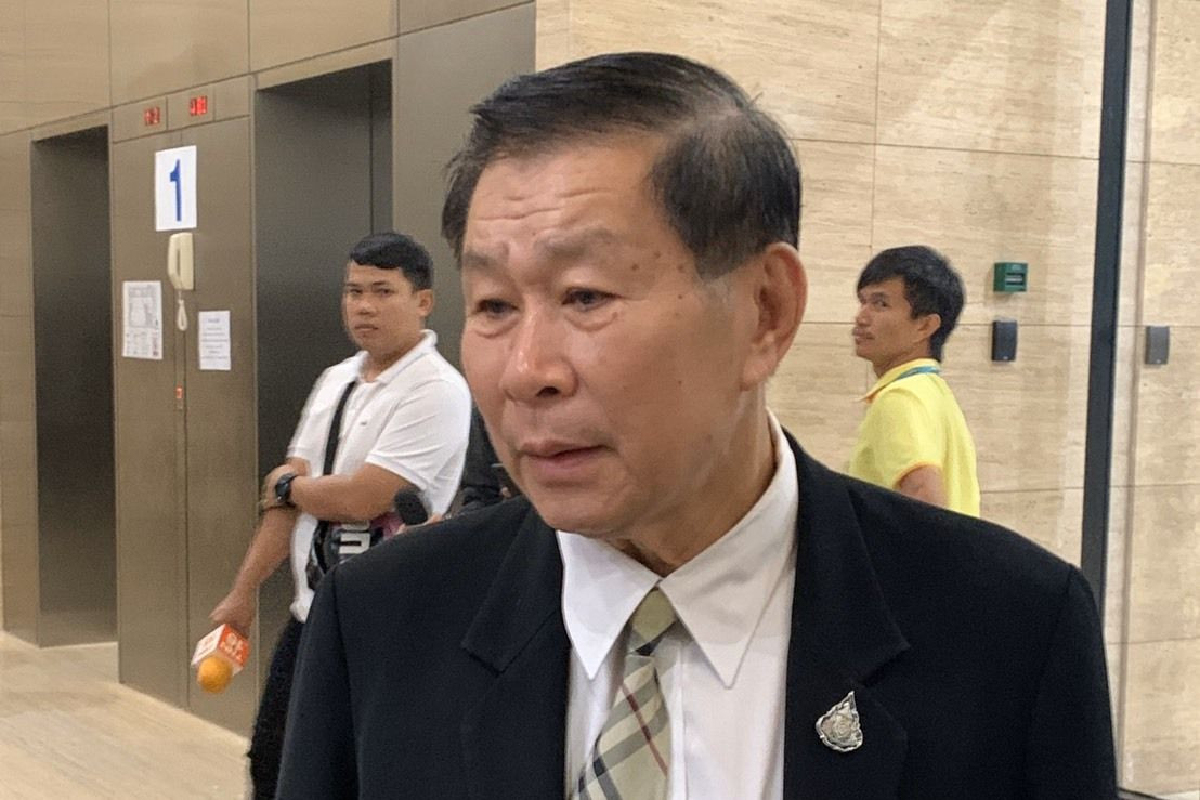 "เสรีพิศุทธ์" ลั่นเปลี่ยนประธานกมธ.ปราบทุจริตทำไม่ได้ "เสรีพิศุทธ์" ลั่นเปลี่ยนประธานกมธ.ปราบทุจริตทำไม่ได้