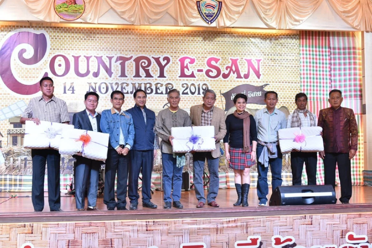 'พินิจ'ผนึก'สภาหอการค้าไทย'สร้างสะพานข้ามแม่น้ำโขง'บึงกาฬบูมศก.อีสาน