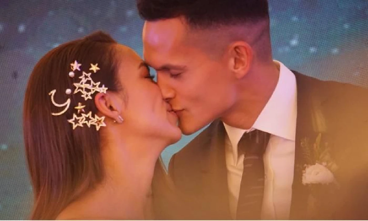 เทย่า-มิก้า ฉลองแต่งสุดโรแมนติกใต้ดวงดาว เพื่อนดาราร่วมงานเพียบ