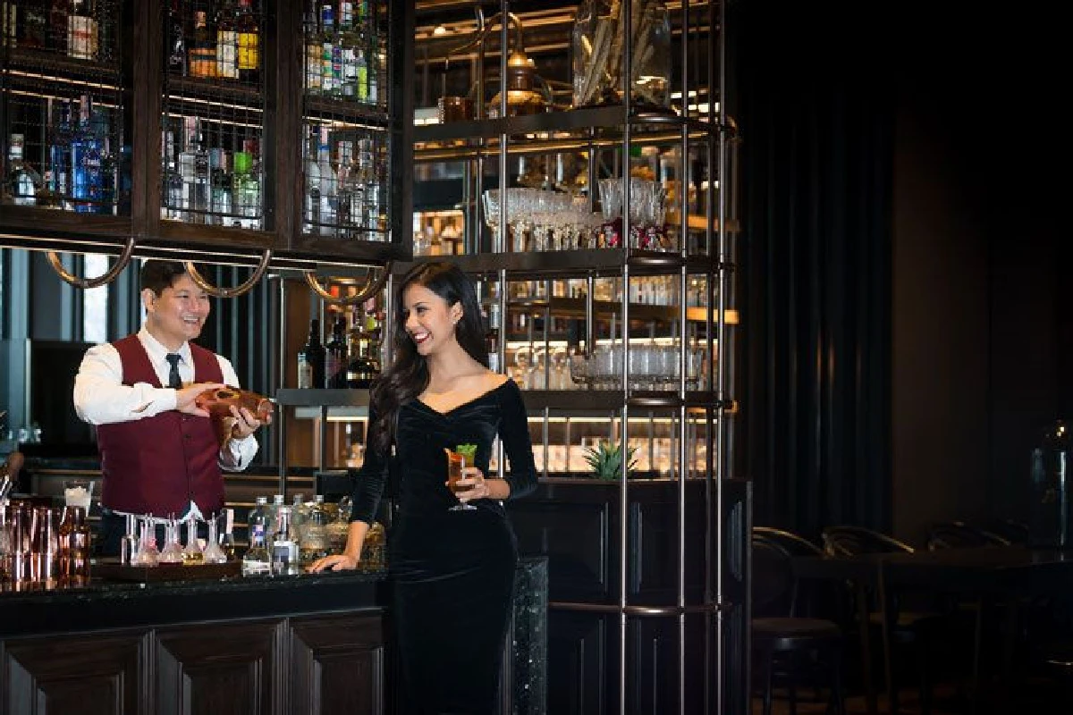 ดื่มด่ำ “เจมสัน แบล็ก บาร์เรล” พร้อมบริการโกนหนวดสุดเก๋ ณ เอบาร์ โรงแรมแบงค็อก แมริออท มาร์คีส์ ควีนส์ปาร์ค