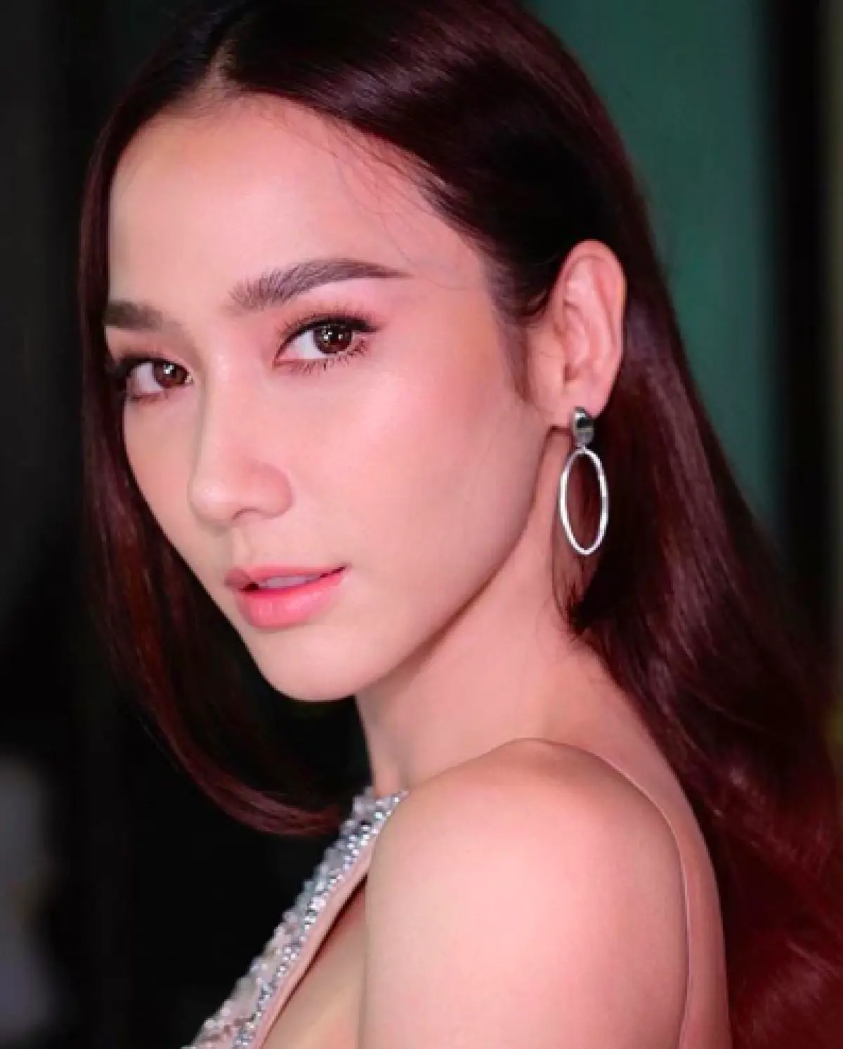 "ไฮโซพก” ตามใจ "อั้ม” อย่างต่อเนื่อง! ซื้อของกินแบบที่ฝ่ายหญิงชอบมาให้ แม้จะไม่ถูกใจตนเอง