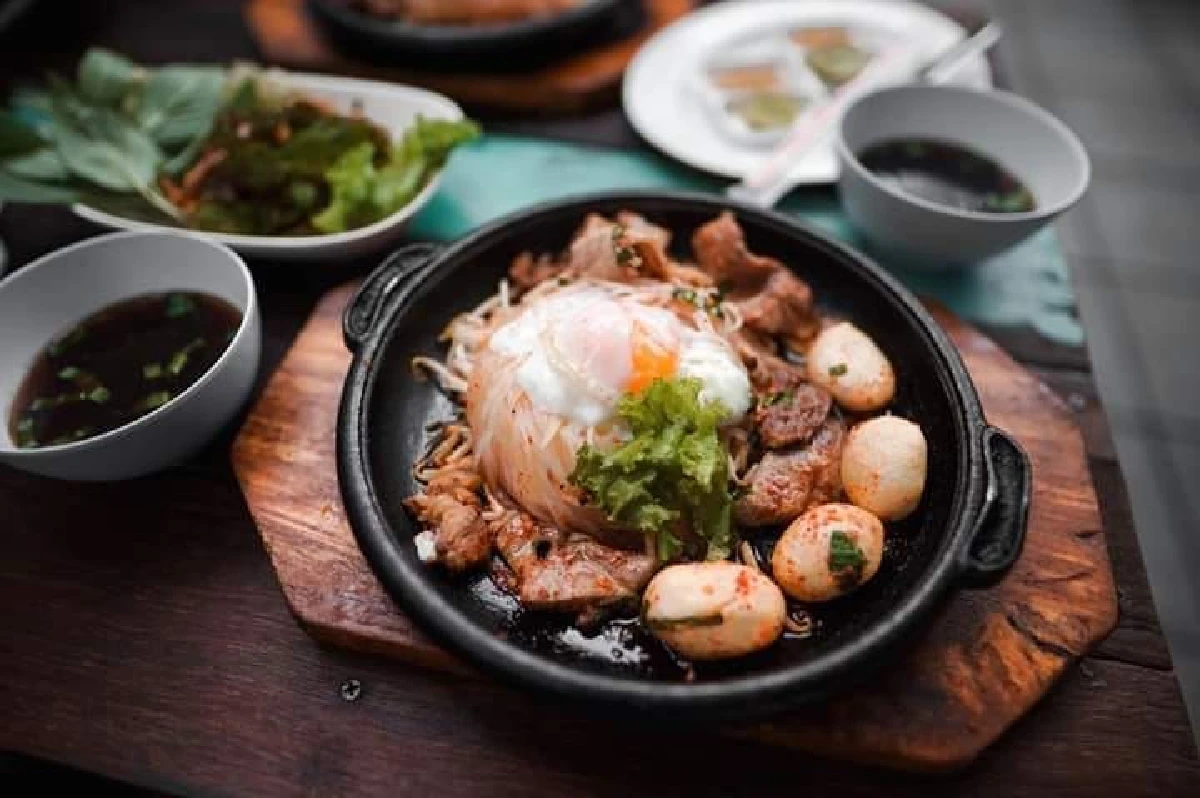 รวมสตรีทฟู้ดร้านเด็ดร้านดังทั่วทั้งพระนคร