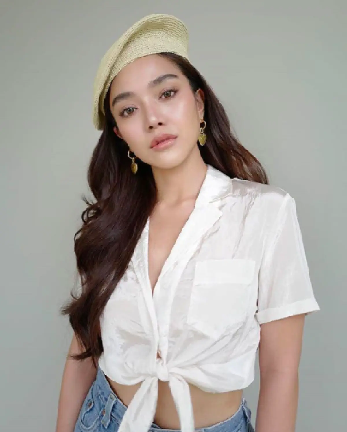 "ปราง กัญญ์ณรัณ” ถูกสถานบันเทิงคลับสาวเวียดนามในเกาหลี ฉกรูปไปทำโฆษณาหวิว