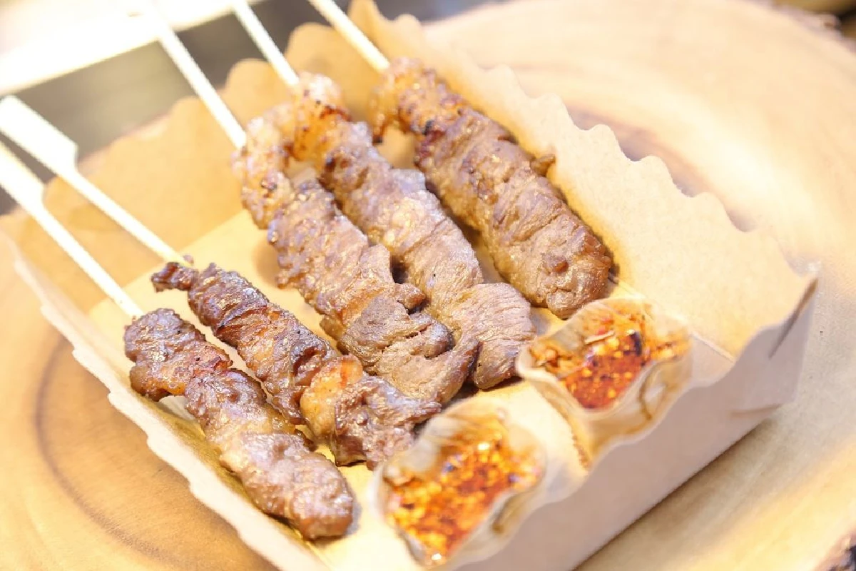 รวมสตรีทฟู้ดร้านเด็ดร้านดังทั่วทั้งพระนคร