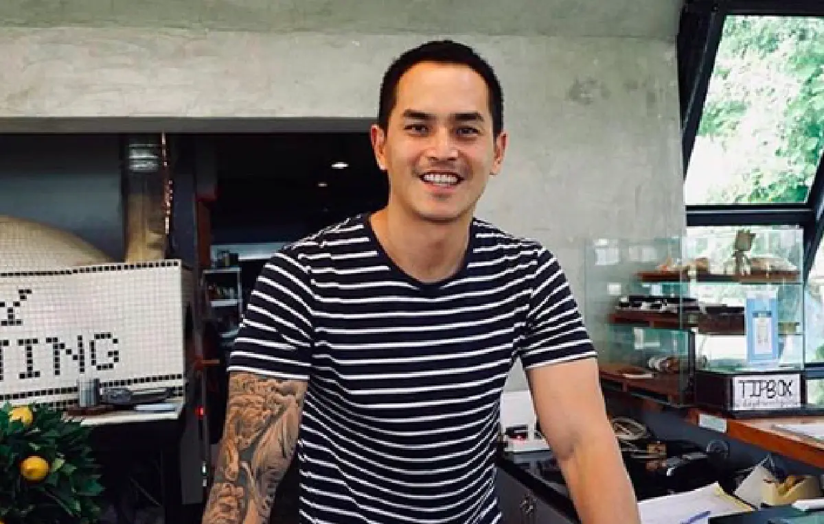 ทำงานหนักไปนิด! "สงกรานต์" เดินตกช่องบันได ได้รอยแดงช้ำเลือดขนาดใหญ่ข้างลำตัว