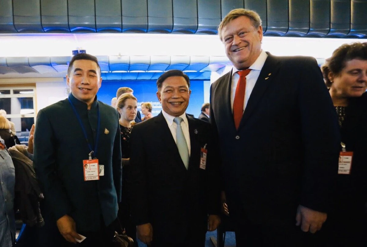 ”อลงกรณ์”ย้ำไทยพร้อมเดินหน้าสร้างเศรษฐกิจใหม่บลูอีโคโนมี