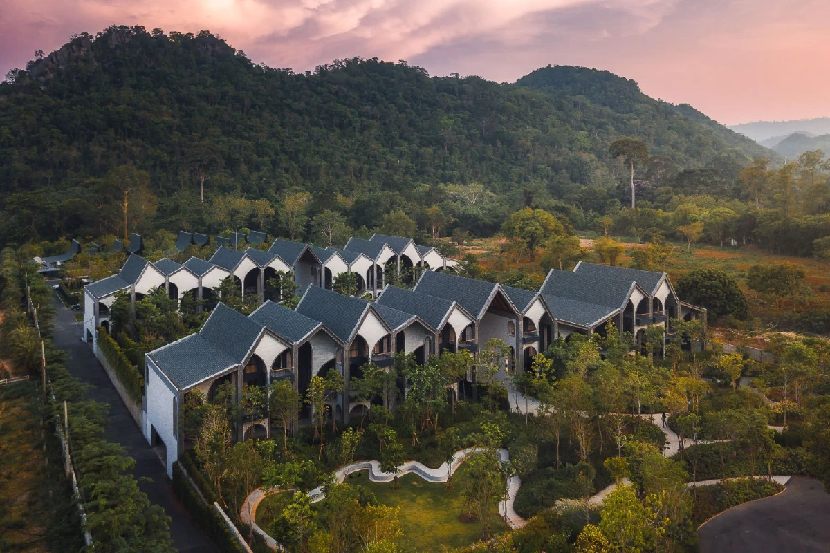 โฮเทล ลาบาริส เขาใหญ่ มนต์เสน่ห์กลางขุนเขาที่พร้อมสร้างความประทับใจไม่รู้ลืม