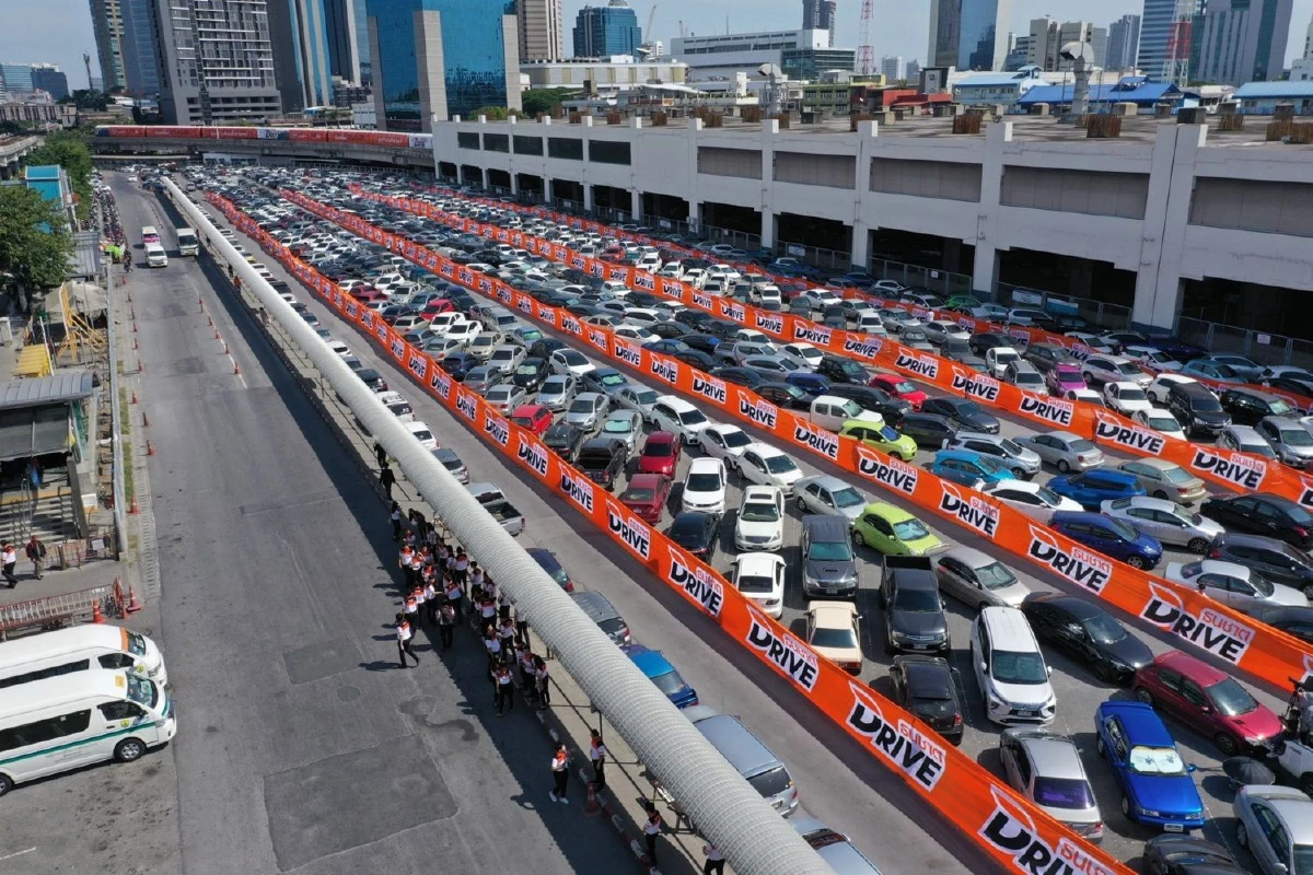 “ธนชาตDRIVE” สร้างปรากฏการณ์ DRIVE Spirit ใจกลางเมือง ตอกย้ำพันธกิจแบรนด์สินเชื่อรถยนต์สุดแกร่ง