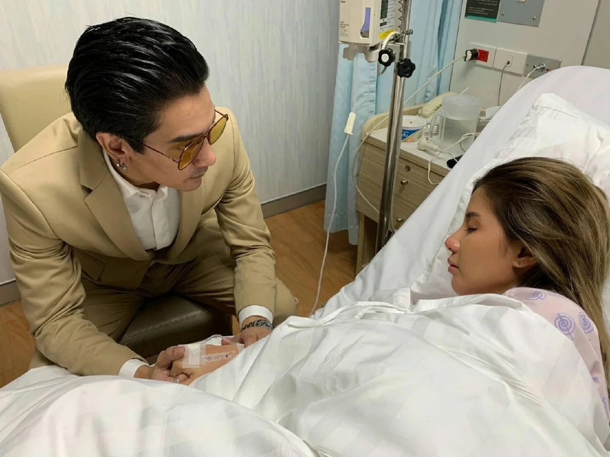 “ใบเตย อาร์สยาม” เพลียหนักแอดมิทรพ. หลังให้ปากคำคดี “ฟอเร็กซ์”  พร้อมระบายความอัดอั้น