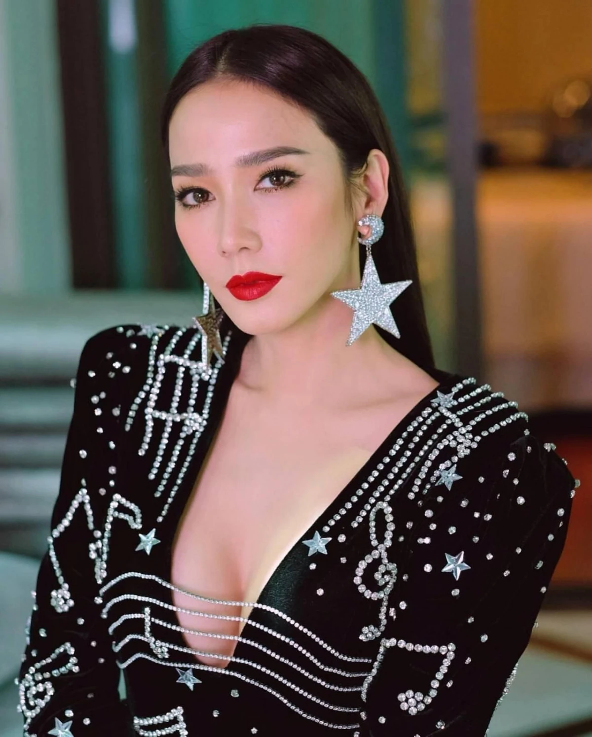 "ยุ้ย ปาป้า” ทวงความยุติธรรม “อั้ม พัชราภา” กินขนมเยอะชอบบ่นอ้วน แต่ทำไมหุ่นยังเป๊ะ