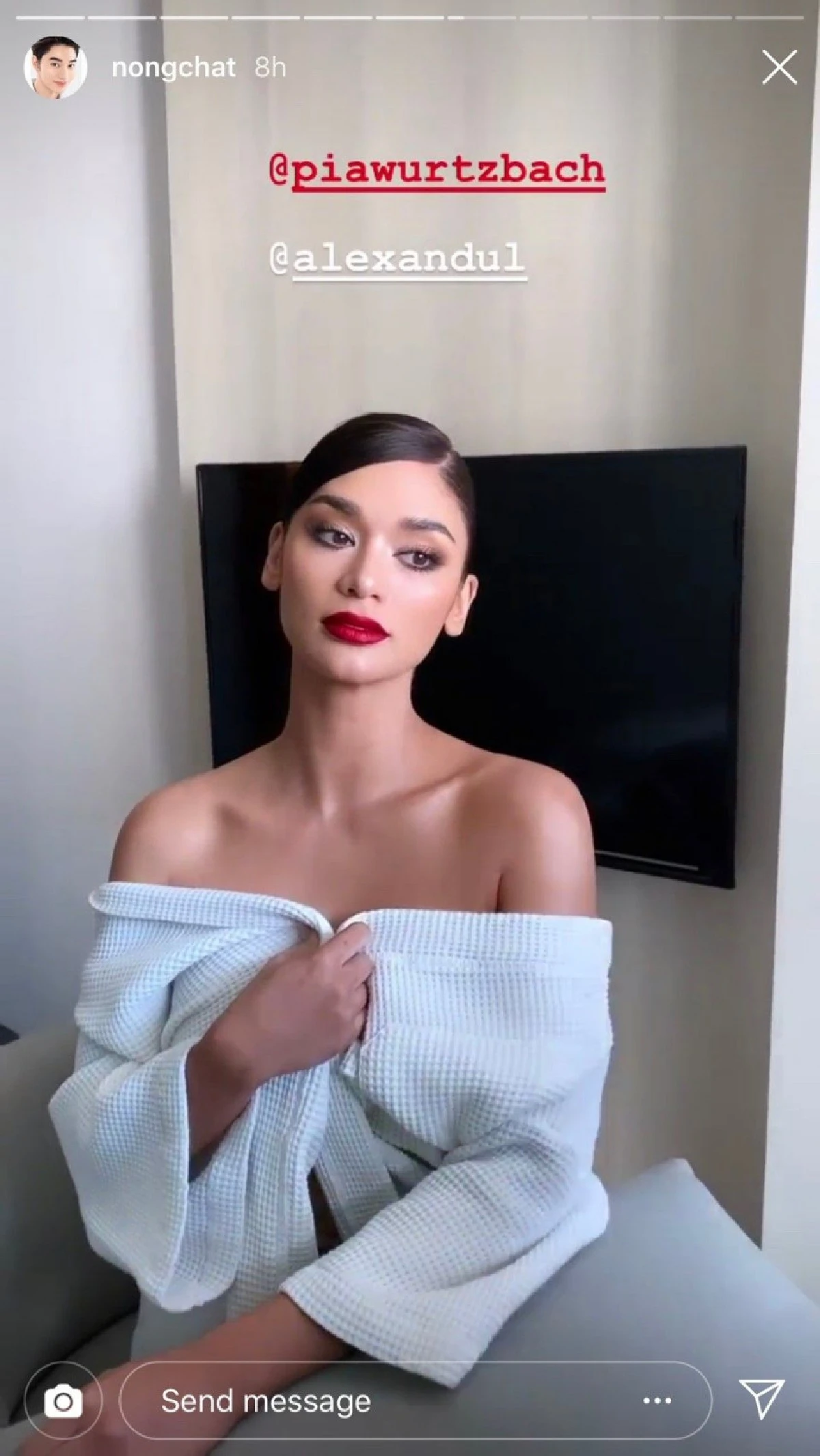 ส่องภาพ เปีย วุลซ์บัค นางงามจักรวาลกับลุคสวยปังที่เนรมิตโดย น้องฉัตร