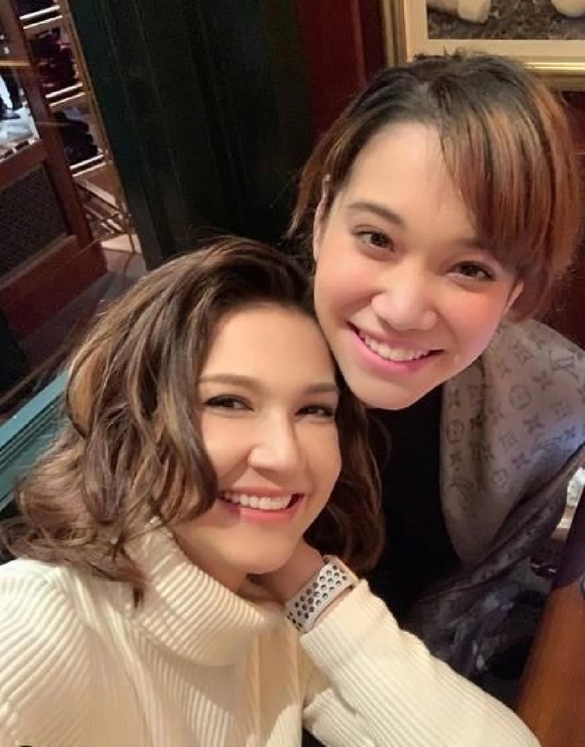 แอน สิเรียม แฮปปี้! ลูกสาวจูงมือลูกเขยร่วมดินเนอร์อบอุ่นพร้อมหน้า