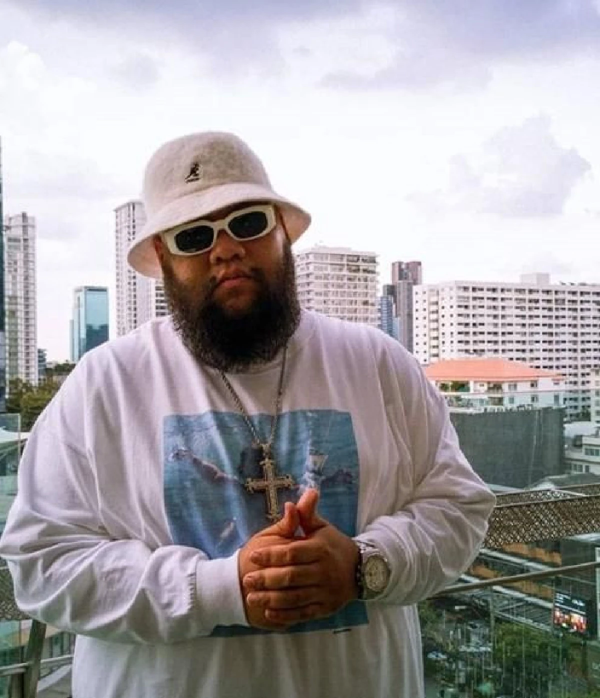 ปิงปอง ไดอารี่ตุ๊ดซี่ส์-กอล์ฟ ฟักกลิ้งฮีโร่ โคจรเจอกันดั่งพี่น้องที่พลัดพราก