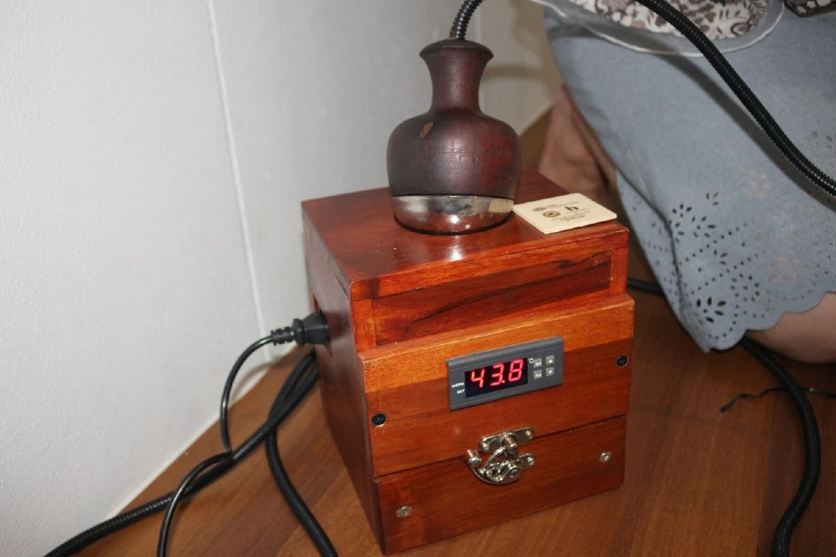 ชุดประคบสมุนไพรพลังงานไฟฟ้า  นวัตกรรมฝีมือคนไทย คลายปวดเมื่อยได้จริง