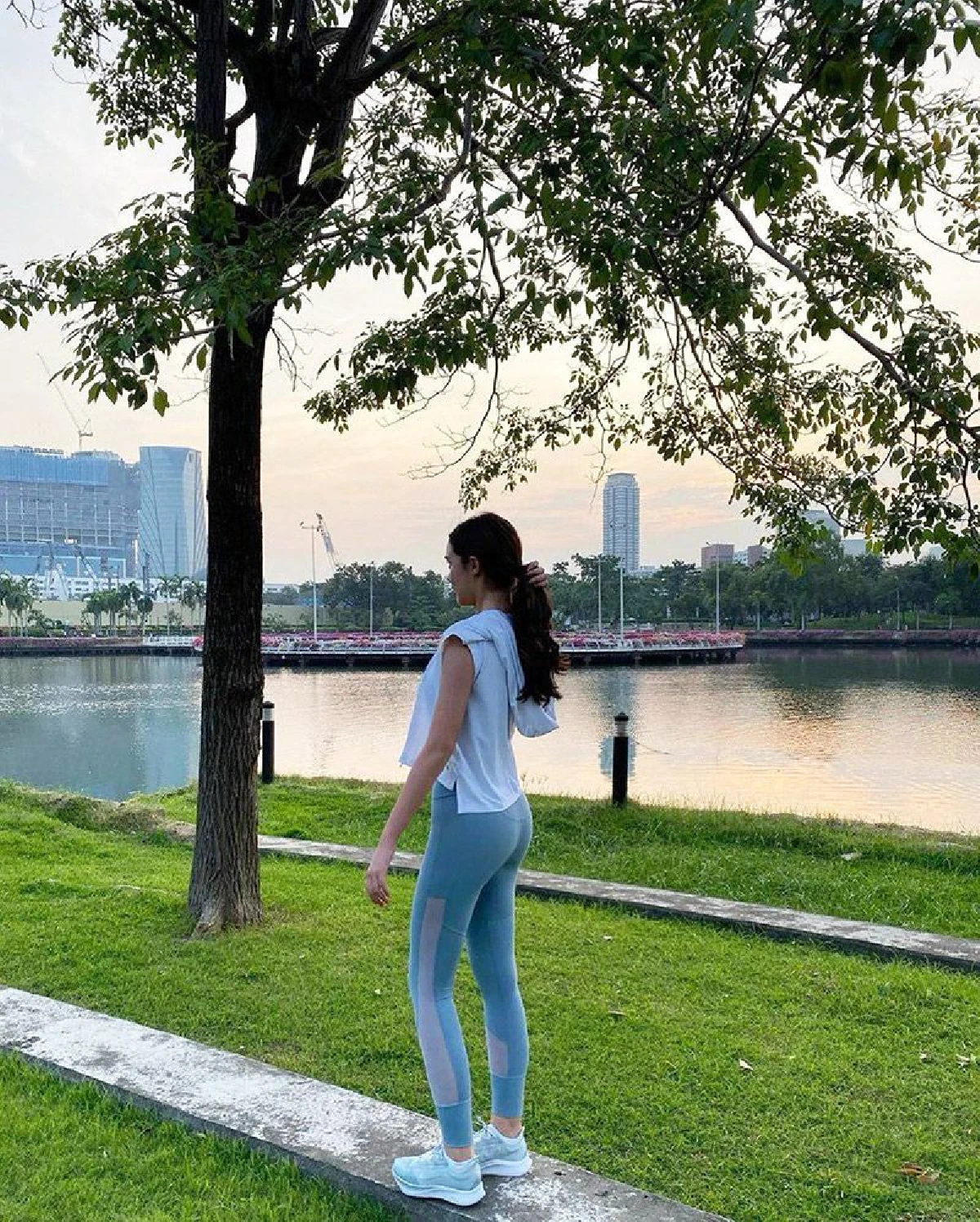 ยังหวานอยู่รู้ยัง? แพทริเซีย-โน้ต โพสต์ภาพคนละวันแต่ถ่ายมุมเดียวกันเป๊ะ