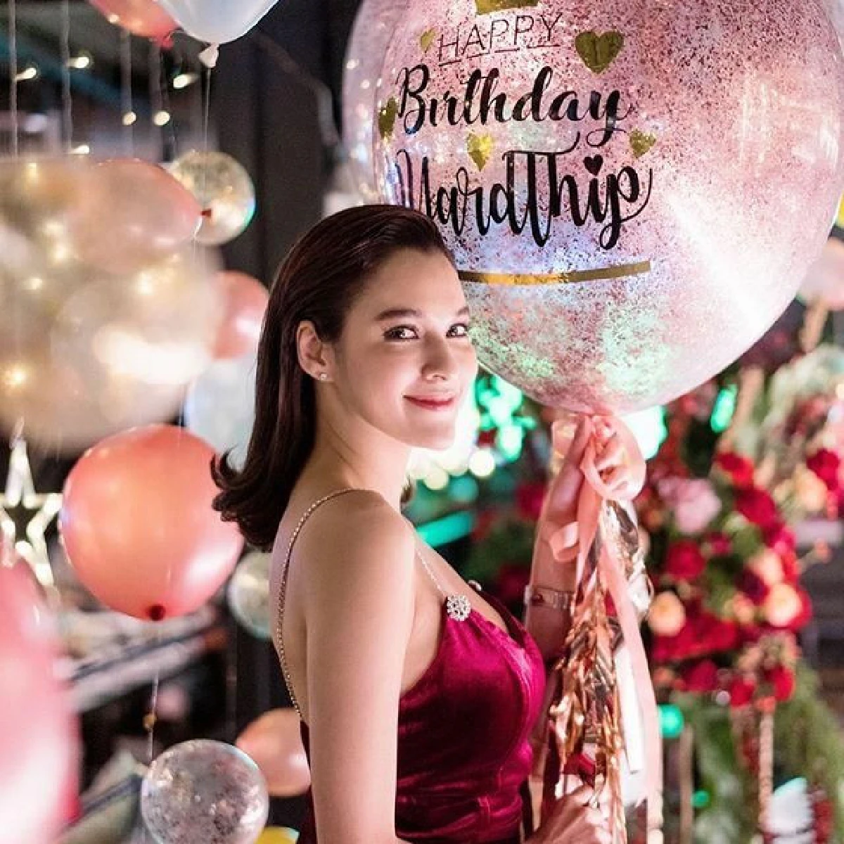 หยาดทิพย์ สวยปังในวันเกิด 33 ปี เพื่อนจัดใหญ่เซอร์ไพรส์ด้วยปาร์ตี้สุดเริ่ด