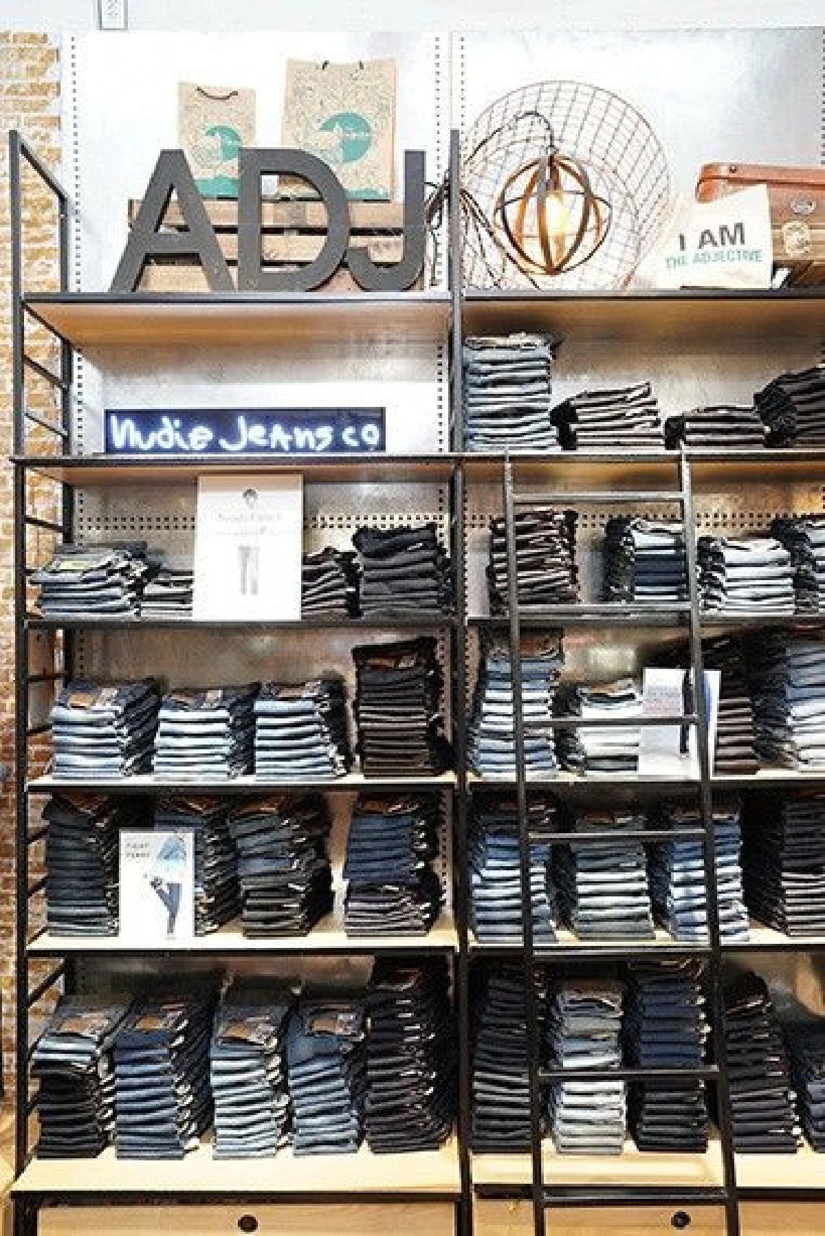 โอบนิธิ-ปอนด์ พลวิชญ์ ร่วมบอกต่อแคมเปญ “The Sustainable Jeans” เพื่อสิ่งแวดล้อม