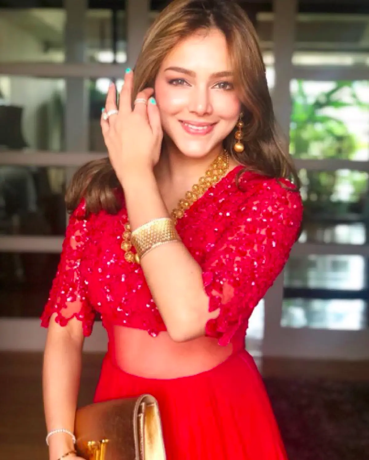 ส่องภาพ "โย ปราณวรินทร์” กับชีวิตหลังแต่งงานที่สุดแสนจะดีดุจเจ้าหญิงในนิยาย