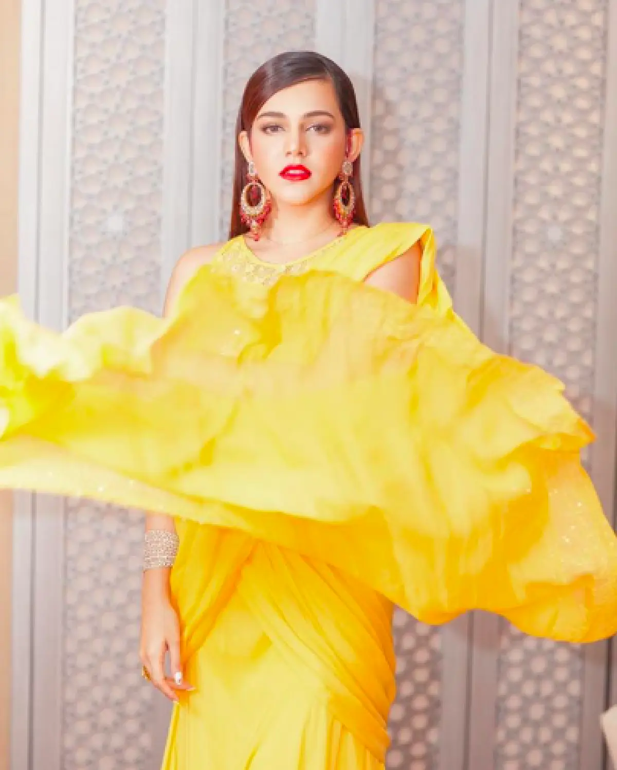 ส่องภาพ "โย ปราณวรินทร์” กับชีวิตหลังแต่งงานที่สุดแสนจะดีดุจเจ้าหญิงในนิยาย