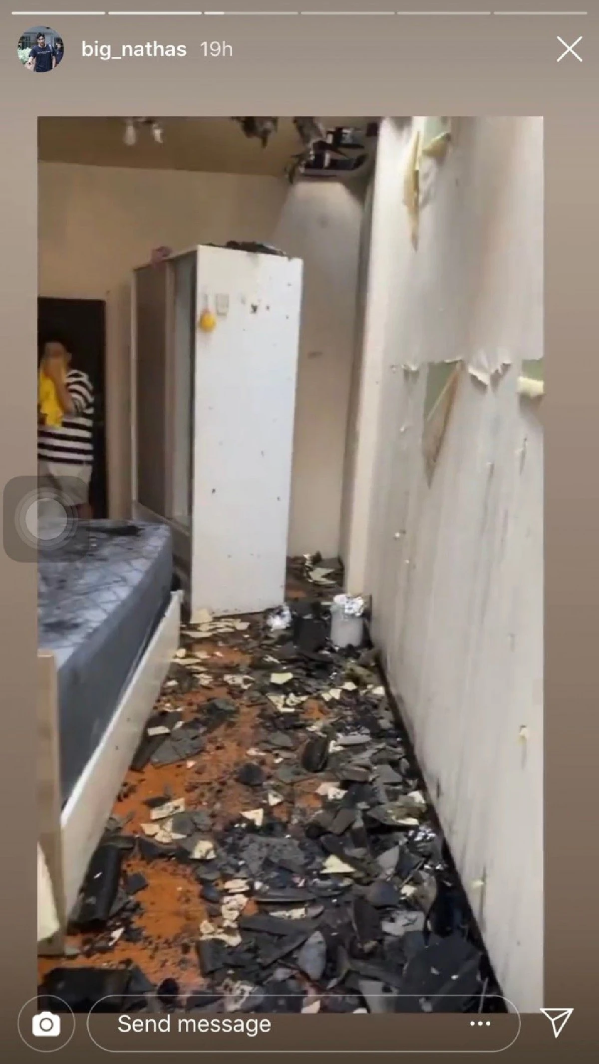 ไม่เหลืออะไรเลย! บิ๊ก ณทรรศชัย  พระเอกช่อง 7 เผยสภาพบ้านยับเยินหลังถูกไฟไหม้