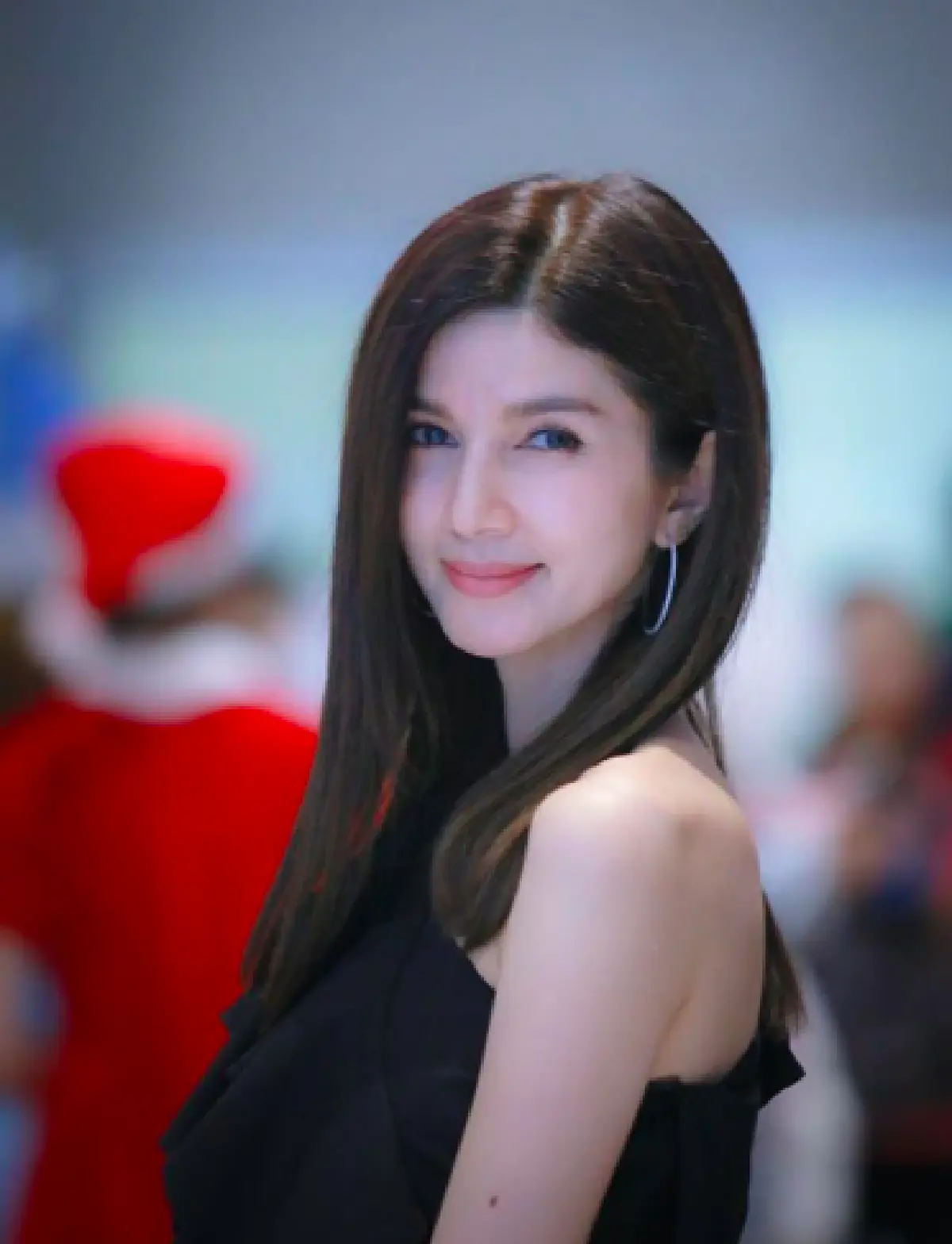 ตาแม่บ้างแล้ว! "โบว์ แวนดา” โชว์สเต็ปแดนซ์สุดเซ็กซี่ บอกเลยแซ่บไม่เบา