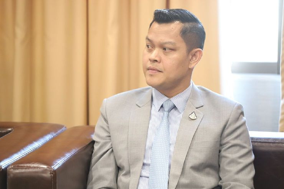 พปชร.ลั่น รัฐบาลพร้อมรับมือฝ่ายค้านซักฟอกทุกเมื่อ พปชร.ลั่น รัฐบาลพร้อมรับมือฝ่ายค้านซักฟอกทุกเมื่อ