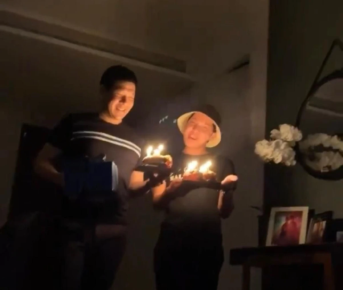 ใกล้แต่งยิ่งหวาน! น้ำชา ชีรณัฐ ยิ้มแก้มปริ ดร.วาว ยกเค้กเซอร์ไพรส์วันเกิดอบอุ่น