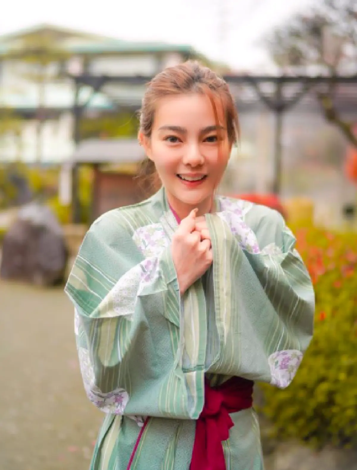 เซ็กซี่เต็มพิกัด! "ดิว อริสรา” อวดความแซ่บทะลุควันไอน้ำ ขณะแช่ออนเซนที่ญี่ปุ่น