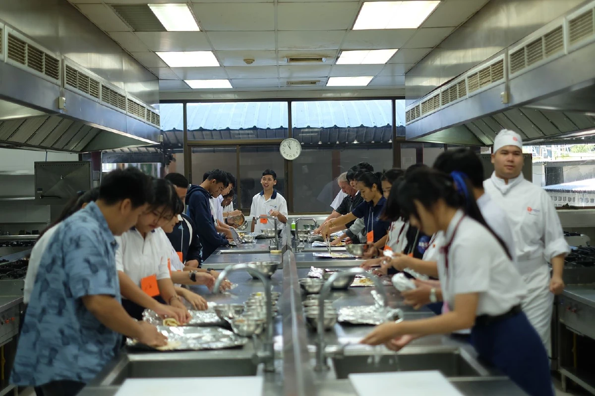 วิทยาลัยดุสิตธานี ศูนย์การศึกษาเมืองพัทยา “เปิดบ้านต้อนรับน้อง ๆ จากภาคตะวันออก”