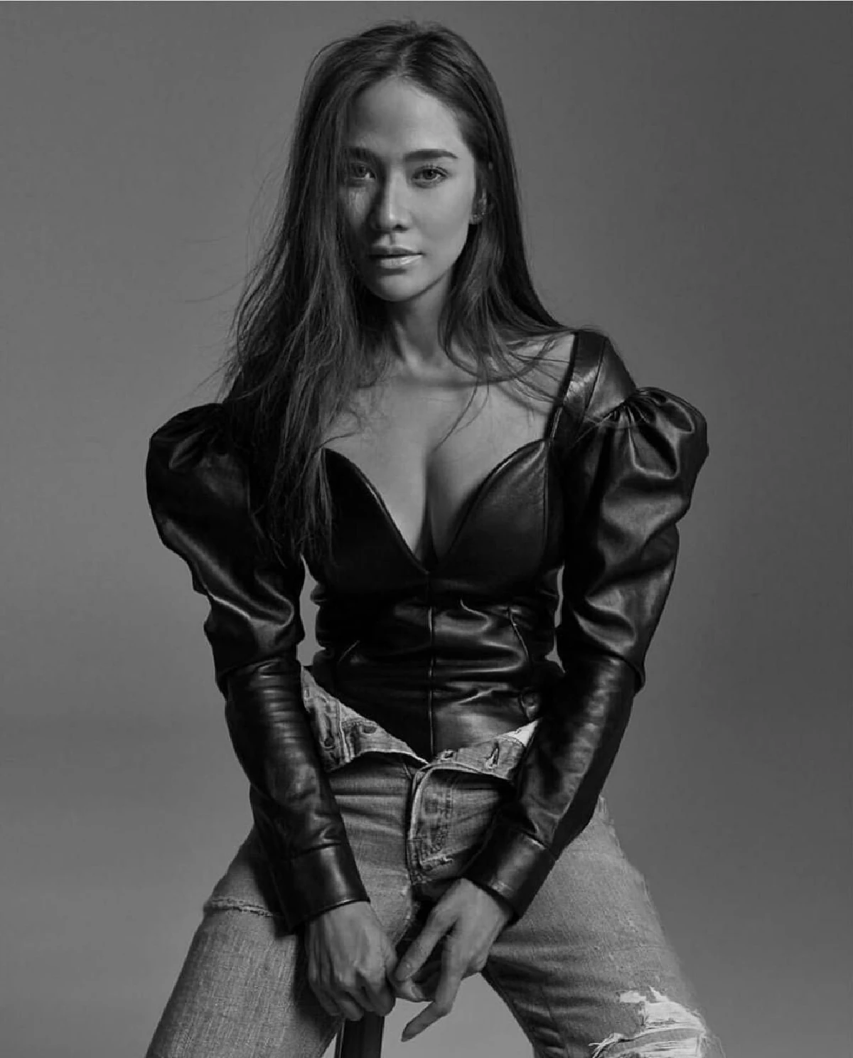 พลอย เฌอมาลย์ ระบายความในใจ 25 ปี ในวงการมันไม่ง่ายและไม่ได้สบายอย่างที่คิด