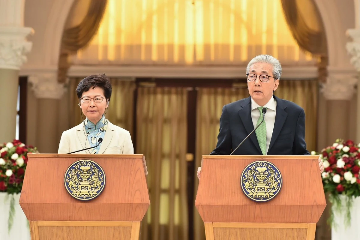 "แครี่ แลม" เยือนไทย ลงนามความร่วมมือเศรษฐกิจ 6 ฉบับ