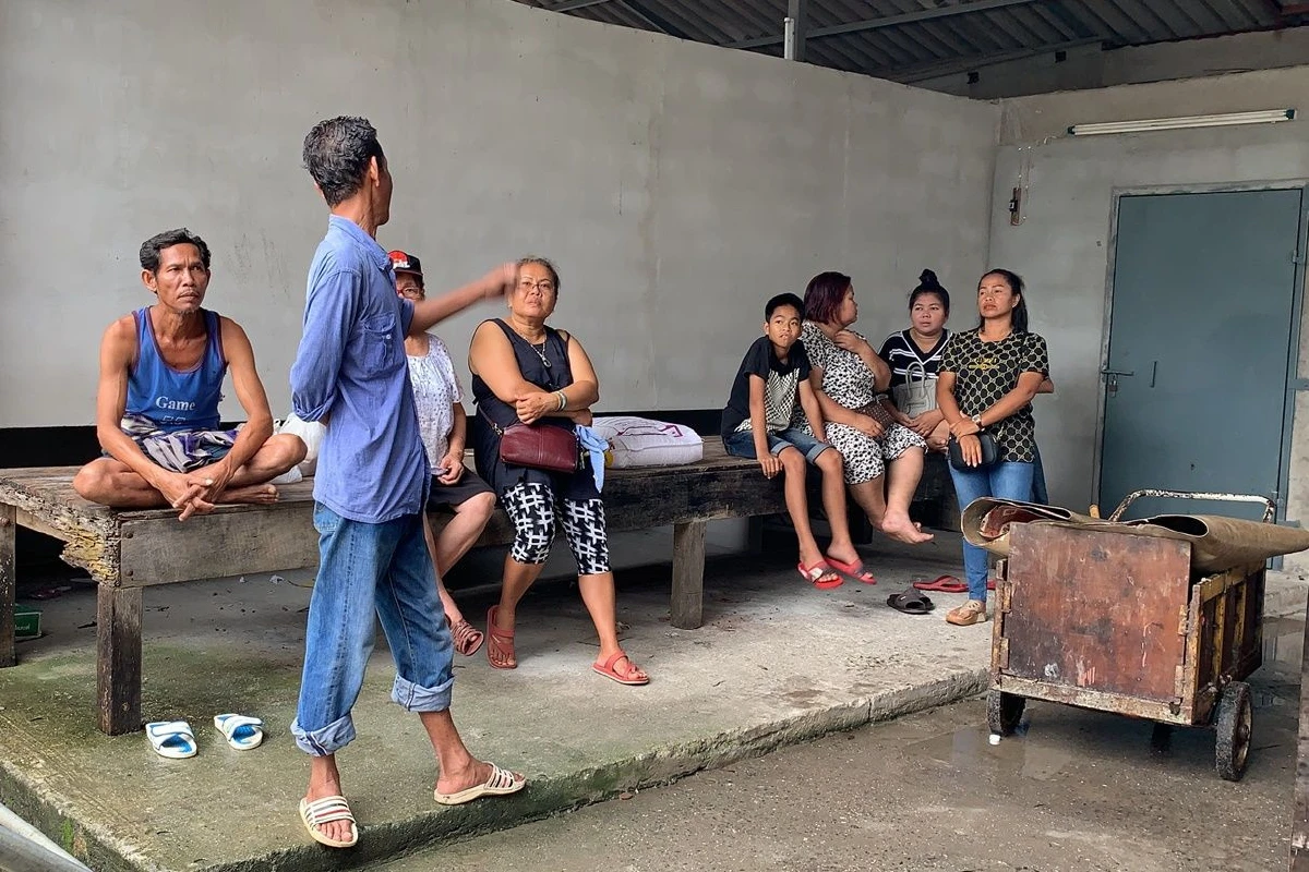 เผยนาทีชีวิต คิวนักร้องดังผูกคอตาย แม่เข้าไปช่วยปั๊มหัวใจ